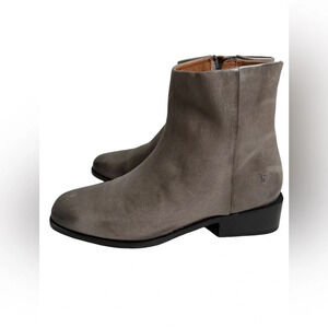 Frye Boots Womens 9.5 M River Gray Leather Inside Zip Bootie